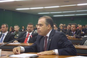 2010 - Comissão da Lei Orgânica da polícia federal.